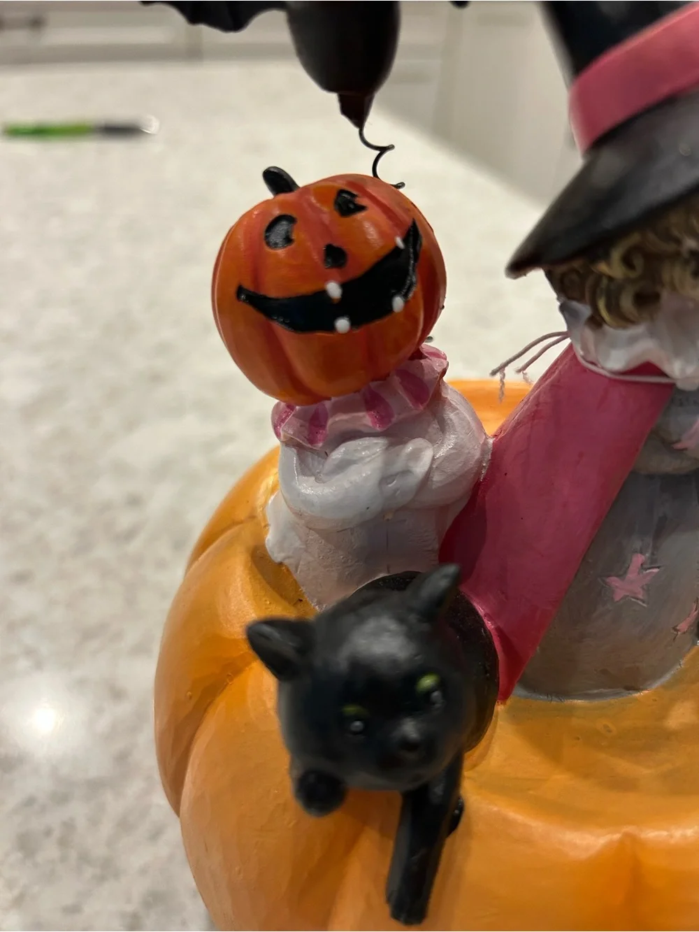 “New” Ghoulish Orange Pumpkin Witch & Friends Halloween Decoration